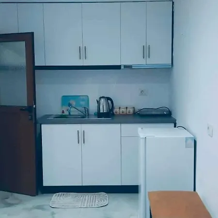 Luani بيت ضيافة *